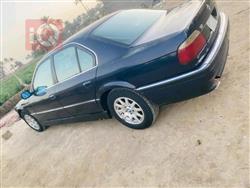 بي ام دبليو الفئة 7